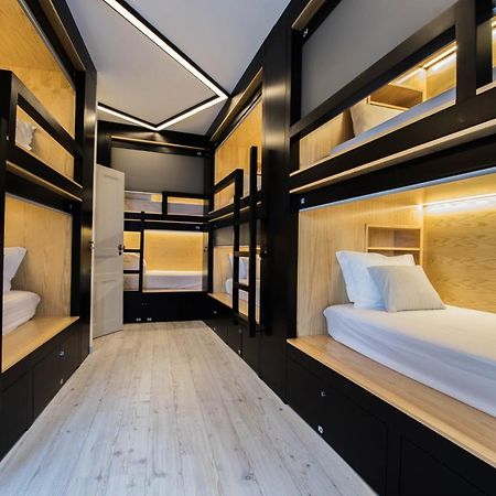 Gig Capsule Hostel 埃里塞拉 外观 照片