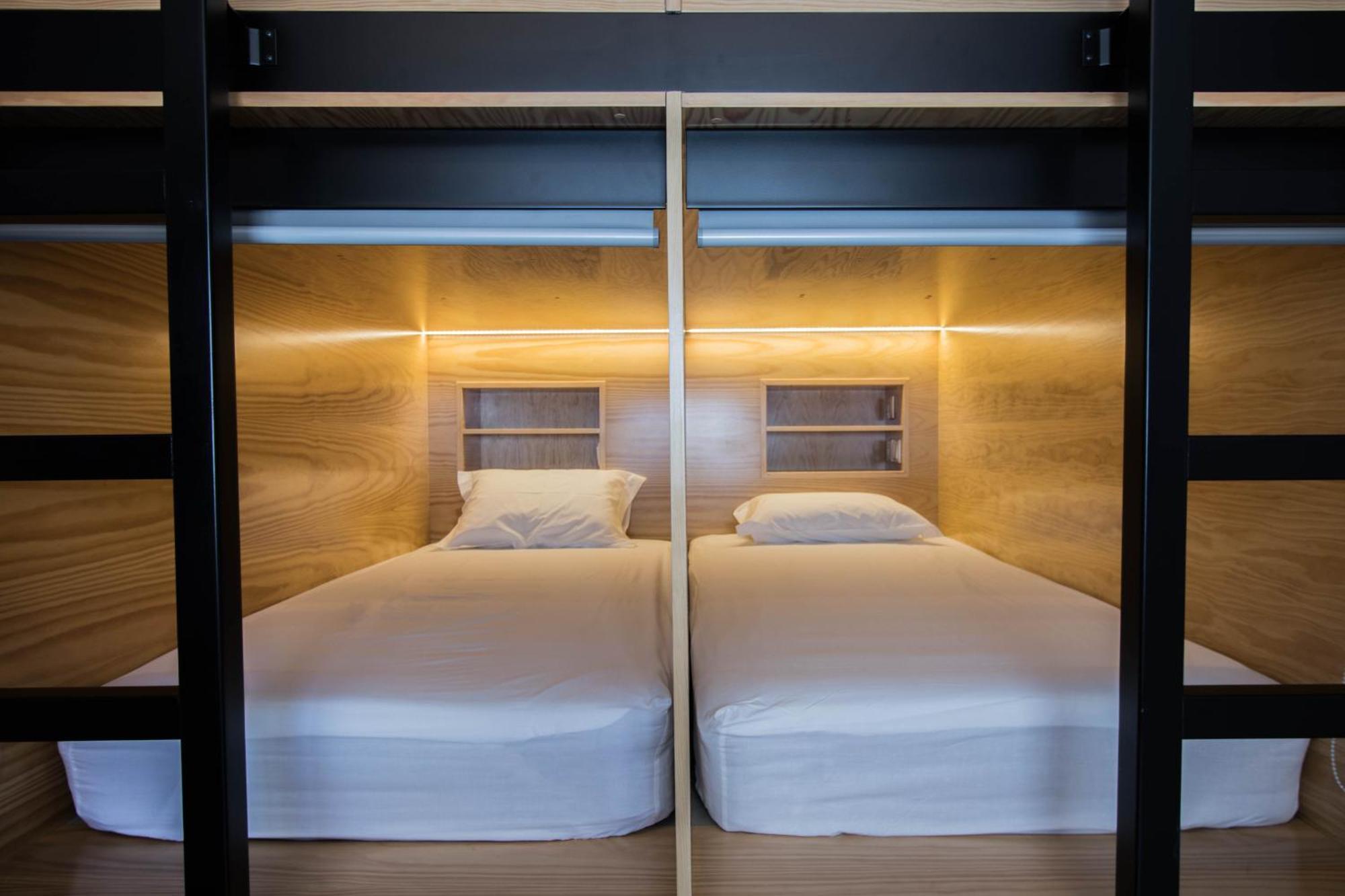 Gig Capsule Hostel 埃里塞拉 外观 照片