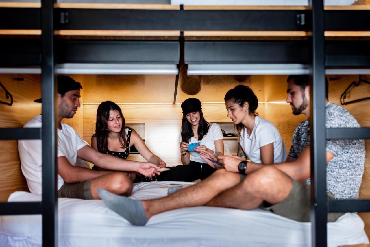 Gig Capsule Hostel 埃里塞拉 外观 照片