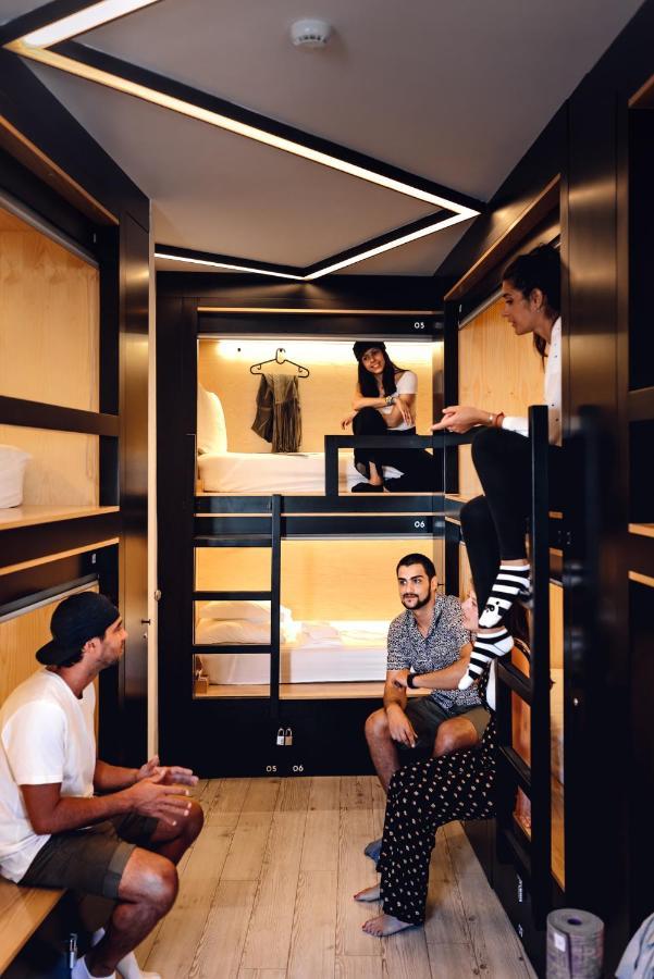 Gig Capsule Hostel 埃里塞拉 外观 照片